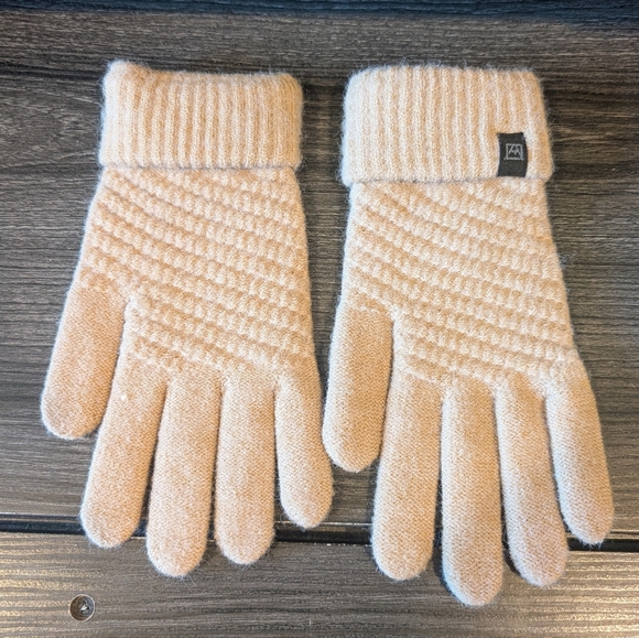 SET OF 3 Gloves/Mittens NWOT - Picture 2 of 8